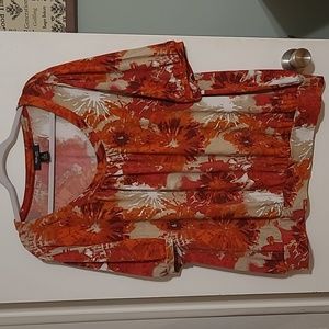 Woman's Floral top, Size 2x